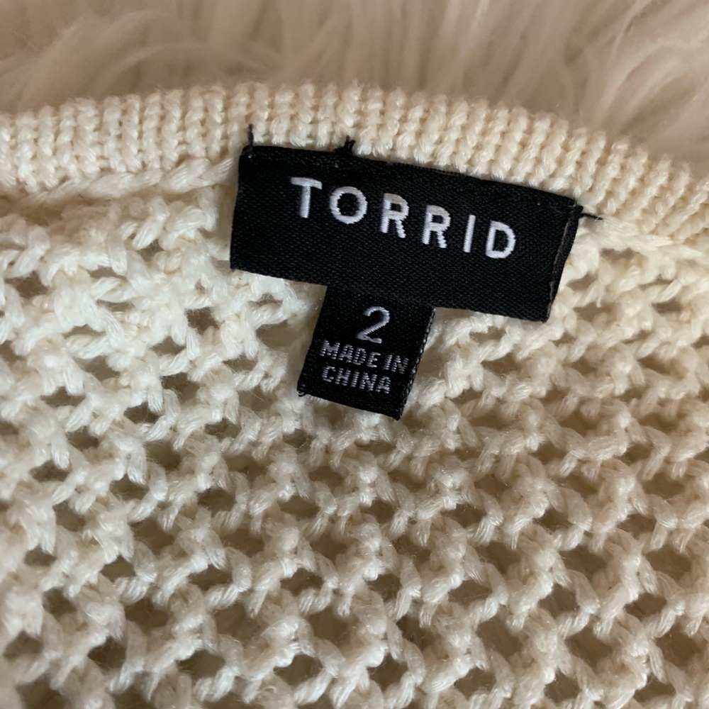 Torrid top - Picture 4 of 4